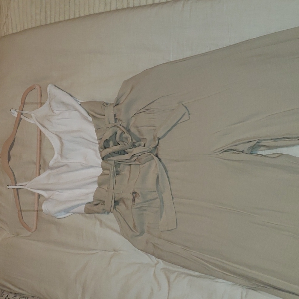 Brand- New Look. Size XL, Color- Khaki and White, Romper